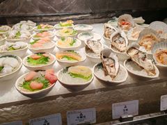 -雍容荟帝王蟹活龙虾展台自助(IFS黑金店)