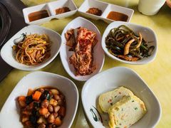 -牛信亭韩国料理·炭火烤肉(紫藤路店)