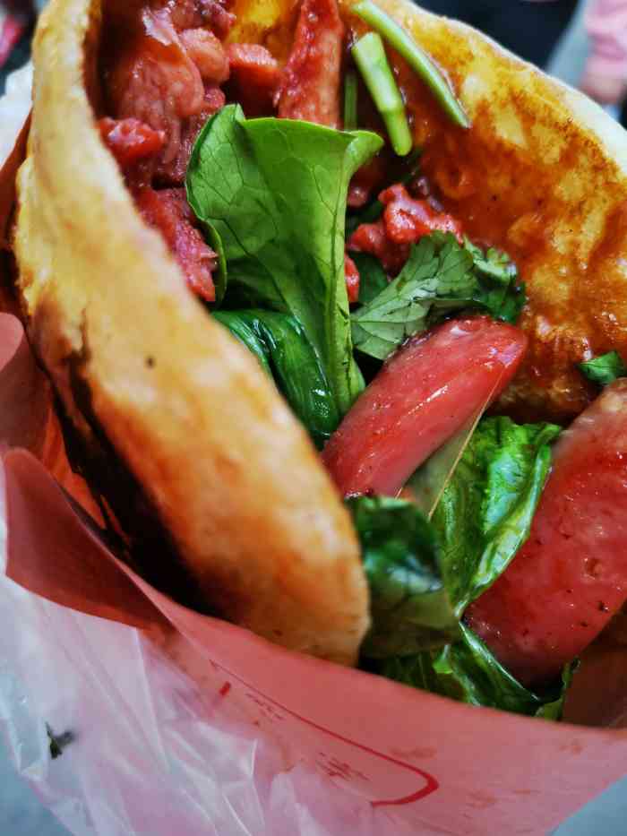 火烧饼灌鸡蛋-"很久没有吃到这种灌蛋的灌饼了!苏宁广.