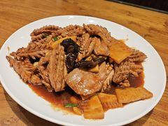 -泉畔人家·老济南经典鲁菜(大明湖店)