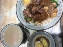 -狮头牌卤味研究所·卤味饭(花城汇南区店)