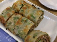 葱饼卷牛肉-台北楚楚园馅饼粥(虹桥南丰城店)