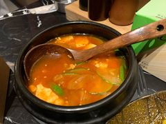 -山川小町·极番烧肉(新地假日广场店)