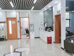 -茂菊口腔连锁(浦东南路店)