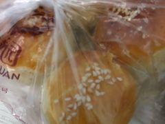 豆沙蛋黄酥-闻酥园(水碾河路店)