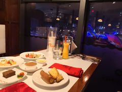 -爱丽丝牛排西餐厅(光谷步行街店)