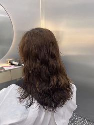 -Tloml salon