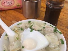 -胖子馄饨坊
