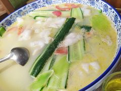鸡汤鱼片-土桥手掌鸡·26年灌县老味道(都江堰店)