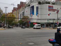 -StorHub 趣存自助仓·迷你仓(曹杨店)