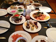 -岷山饭店-芝芝自助餐厅