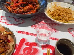 -肥肥虾庄·金牌油焖大虾(汉口城市广场店)