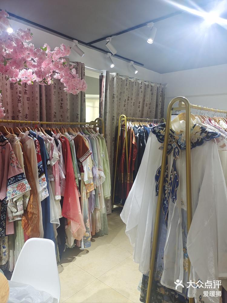 0元探店成为古装美女