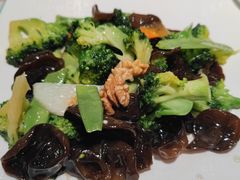 -那家老院子东北菜·饺子·小鸡炖蘑菇(艳华街店)