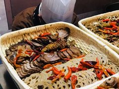 -王婆乔鲜鱼自助火锅(蜀汉路店)