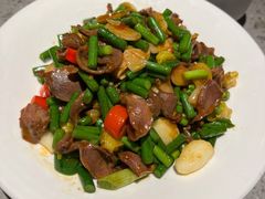 蒜苗炒鸡胗-皖香览约·徽菜(吴江吾悦店)