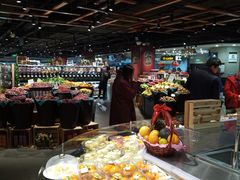 -中百仓储超市有限公司(越秀星汇维港店)