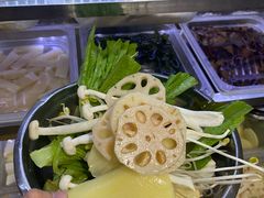 -佘记全家福芋儿鸡(向阳街总店)