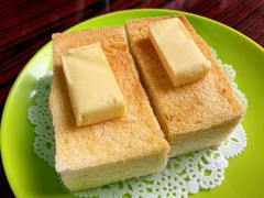 牛油厚多士-噏耷茶档