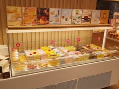 面包甜点陈列柜-好利来(北新桥店)