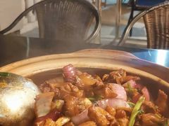 -胡须佬鸡煲四季火锅店(石厦西村直营店)