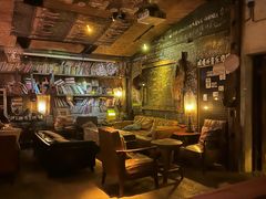 -城墙外BAR