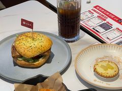 -必胜客(华南摩尔店)