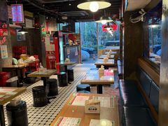 -肥汁米蘭香港米线(定西路店)