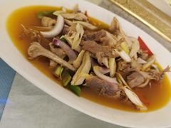 -马尔龙新疆饭店·清真(瑞景店)