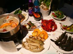 -领鲜活海鲜榴莲自助火锅(东门店)