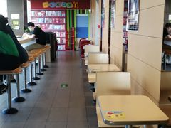 -麦当劳(展览路店)