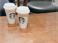 -星巴克臻选(南京金茂览秀城店)