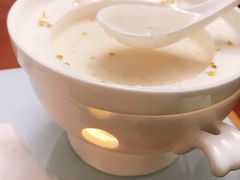 -燕庭·纯燕窝·甜品下午茶(南京西路店)