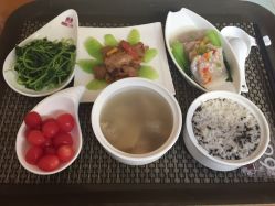 -裕月馨月子中心(滨江店)