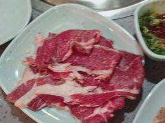 -金滏山烤肉·海鲜·火锅自助餐厅(襄阳万达店)