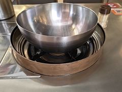 -胡须佬鸡煲四季火锅店(石厦西村直营店)