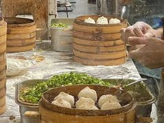 -馋三尺蟹粉小笼(人民广场店)