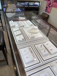点击看大图 -Cindy Jewelry·钻戒·彩色宝石