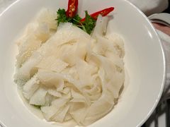 -洋房火锅(上海新天地南北里店)