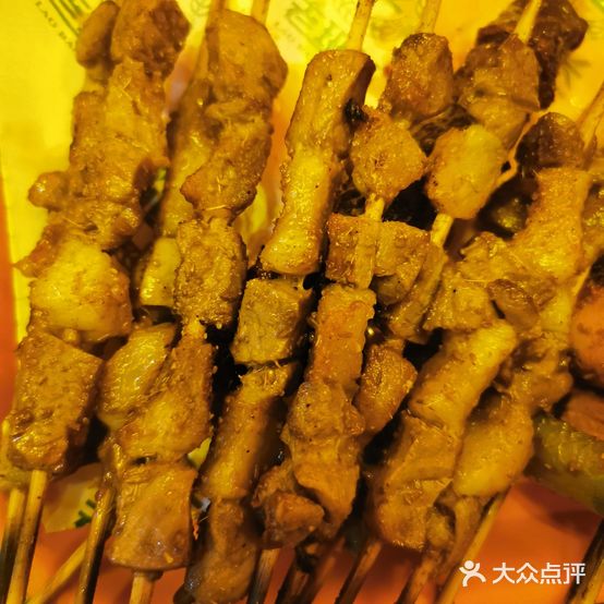 老班长音乐烧烤(阿尔善路店)