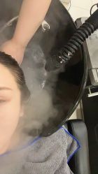 -艾米莉 烫染沙龙