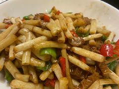花生芽炒金钱肚-临湖人家(欢乐大道店)