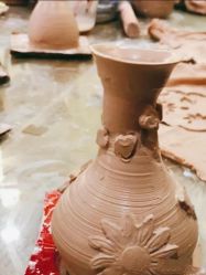 -泥娃娃DIY陶吧(易生活购物公园店)