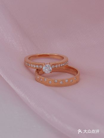 爱与分享的永久见证，梦想欣然成真，开启璀璨旅程