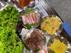 -悟能八戒烤肉自助(秦隆步行街店)