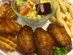 -丽莎沙拉轻食餐厅(国贸店)