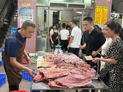 -标记美食新鲜猪杂(兴南大道店)