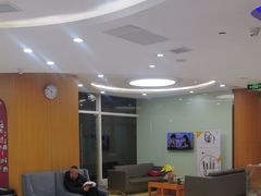 -雅悦齿科(顾村公园店)