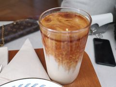 -Line 咖啡(石厦花园店)