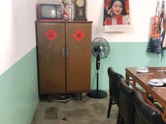 -超越炭火牛蛙火锅鸡(河东店)